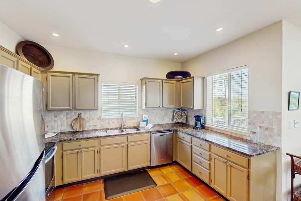 Gorgeous coastal home with plenty of space, shared pool and easy beach access