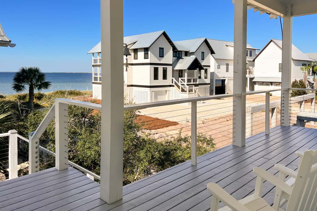 Gulf-front home with infinity pool, AC, kayaks, & paddleboard - close to beach
