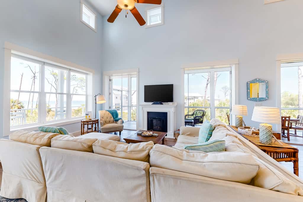 Gulf-front home with infinity pool, AC, kayaks, & paddleboard - close to beach