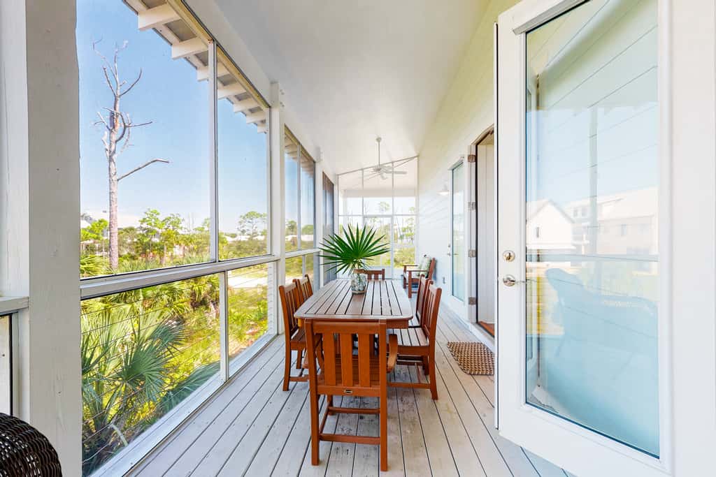 Gulf-front home with infinity pool, AC, kayaks, & paddleboard - close to beach