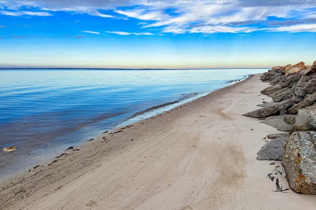 Gulf-front home with infinity pool, AC, kayaks, & paddleboard - close to beach