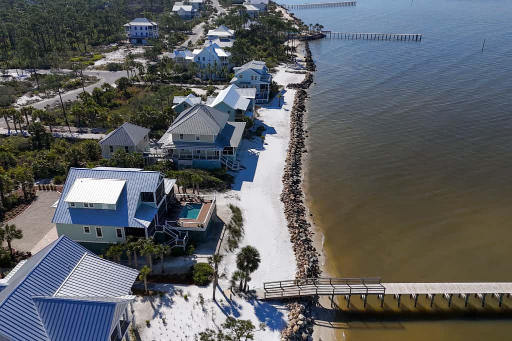 Gulf-front home with infinity pool, AC, kayaks, & paddleboard - close to beach