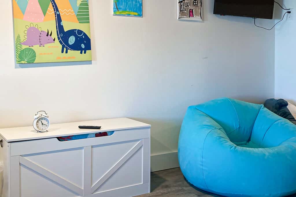 Cozy Gulf-View Beach House with Foosball, Patio, AC & washer&dryer - Pets Welcome