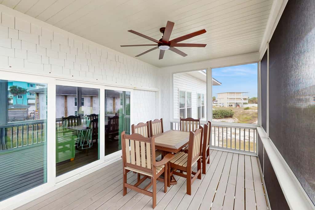 Spacious home with private pool & full kitchen, close to beach