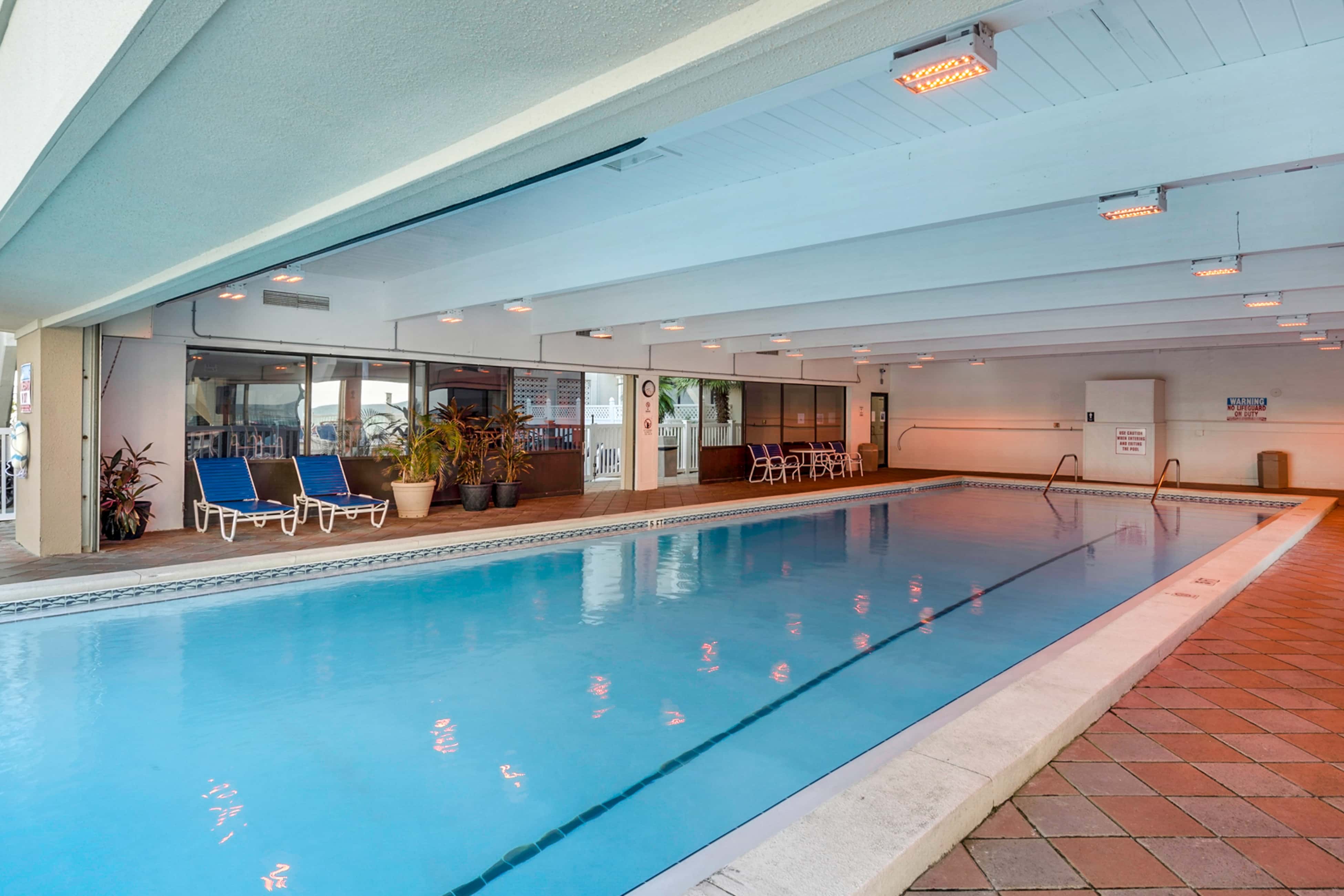 Gorgeous beachfront condo, shared pool and beach access