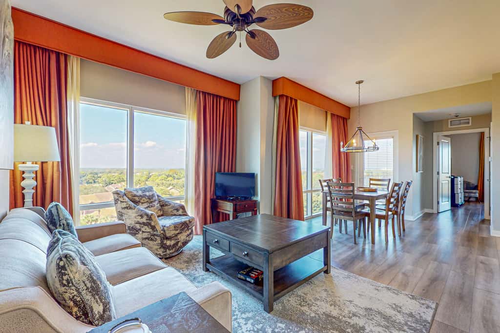 Bay-view condo 250 yards to beach w/sunset-view balcony, pool