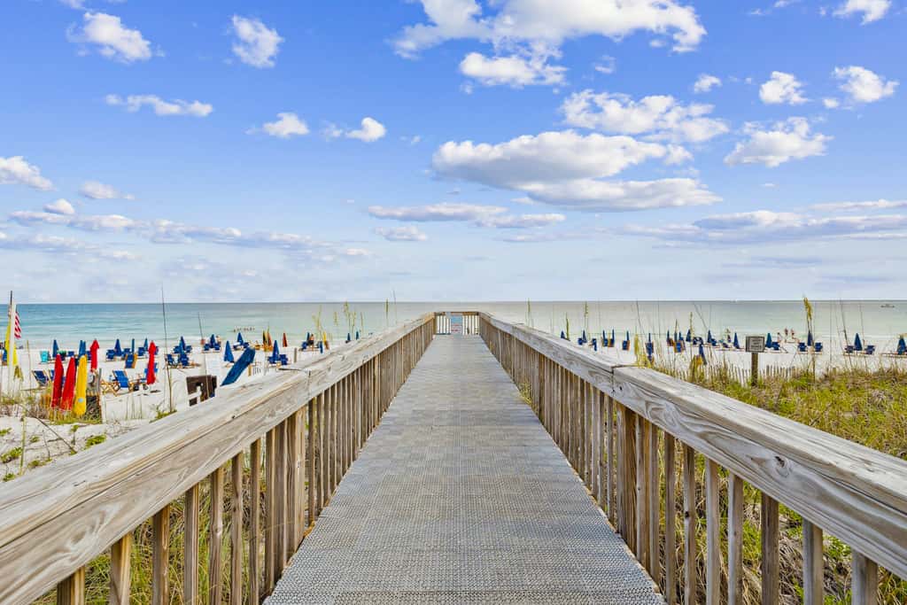 Jetty East 117B
