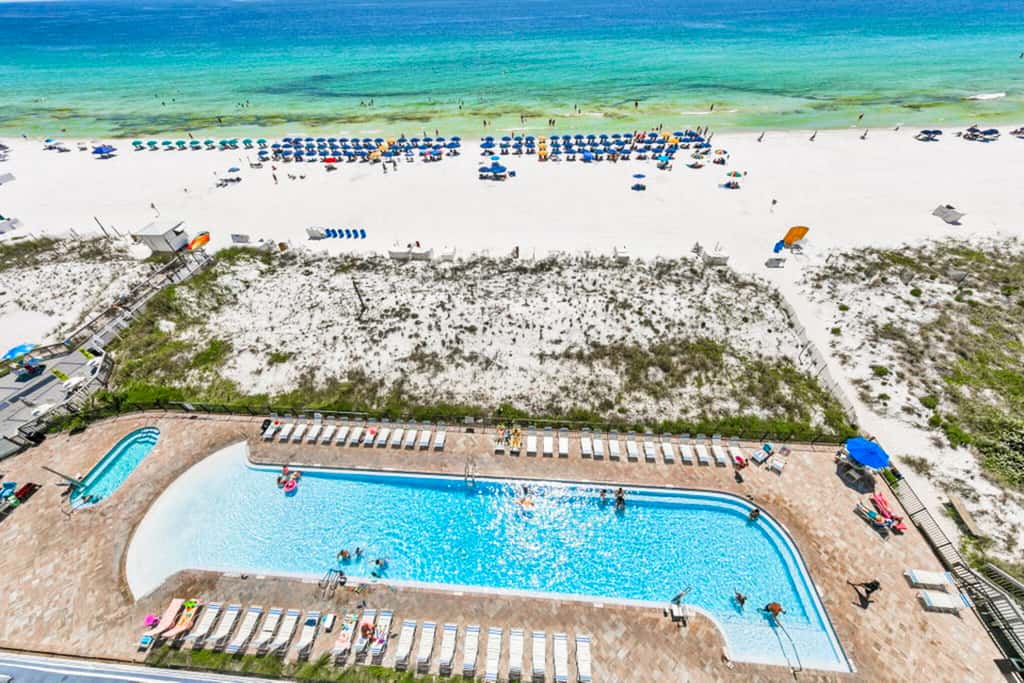 Beachfront Destin Pelican Beach Resort Condo, 9th Fl Gulf Views, Pools & Hot Tub
