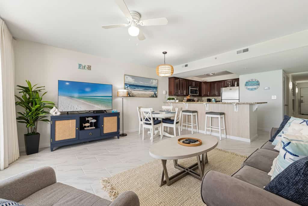 Pelican Beach Resort 908