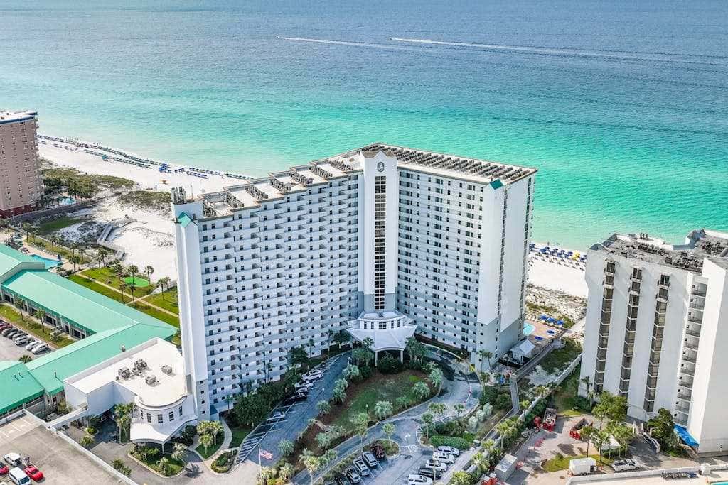 Beachfront Destin Pelican Beach Resort Condo, 9th Fl Gulf Views, Pools & Hot Tub