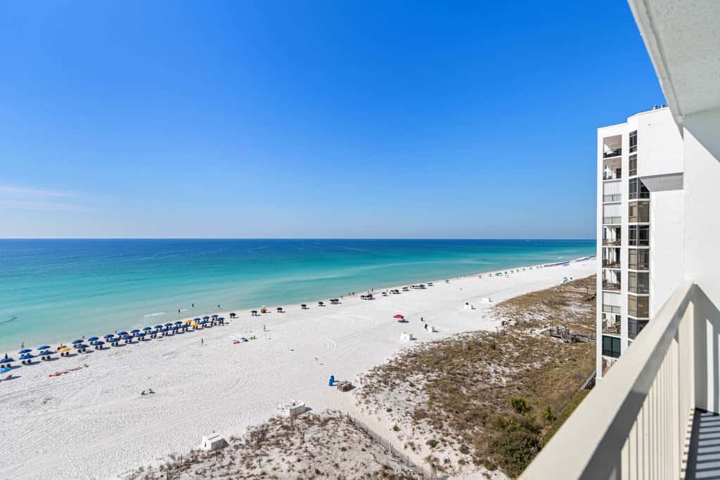 Beachfront Destin Pelican Beach Resort Condo, 9th Fl Gulf Views, Pools & Hot Tub