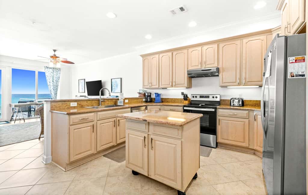 Gorgeous Gulf front townhome, Gas grill and beach access