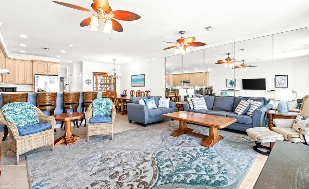 Gorgeous Gulf front townhome, Gas grill and beach access