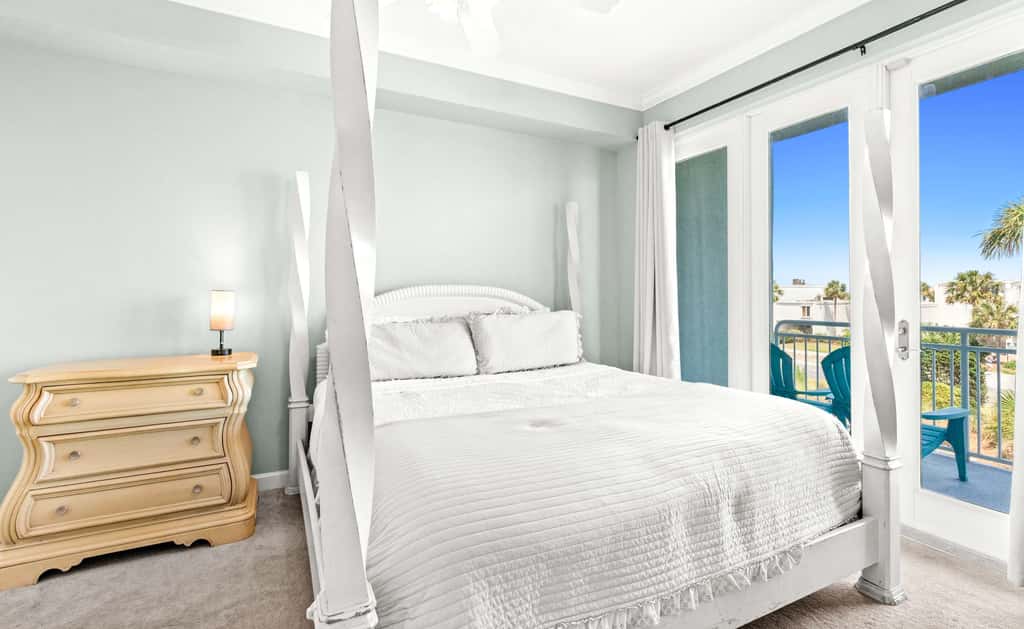 Gorgeous Gulf front townhome, Gas grill and beach access