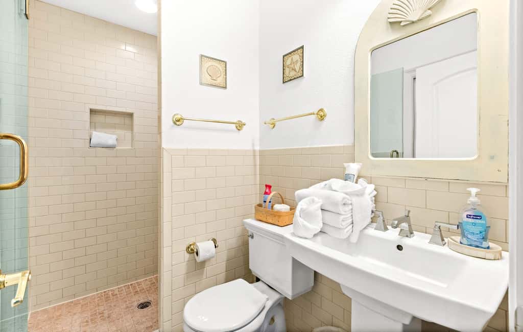 Gorgeous Gulf front townhome, Gas grill and beach access