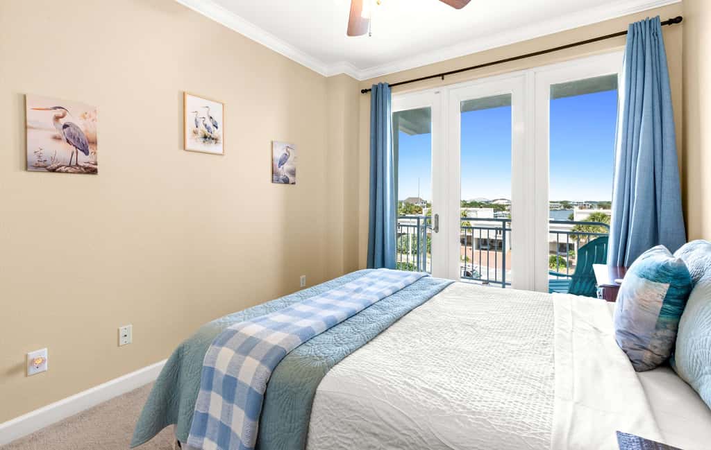 Gorgeous Gulf front townhome, Gas grill and beach access