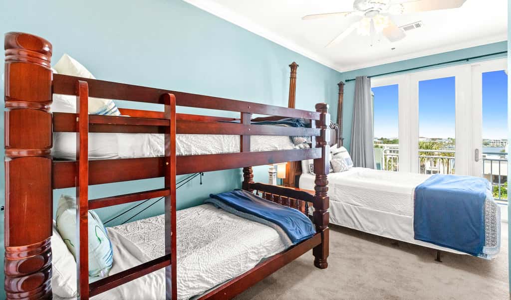 Gorgeous Gulf front townhome, Gas grill and beach access
