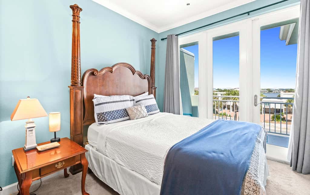 Gorgeous Gulf front townhome, Gas grill and beach access