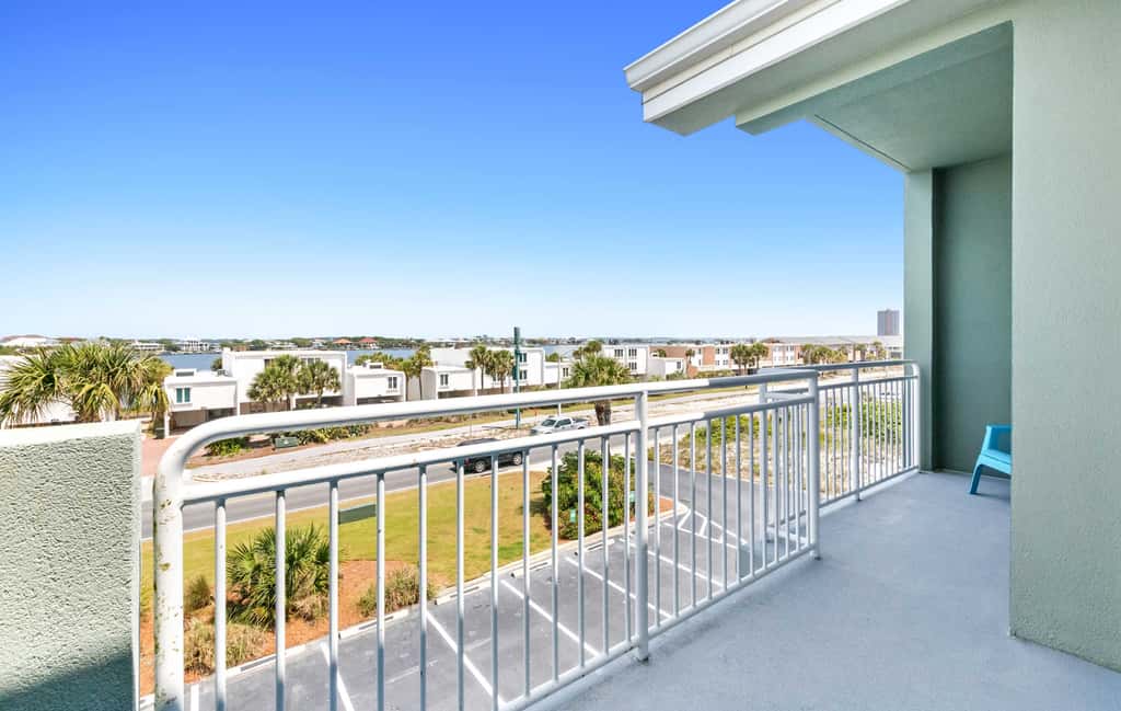 Gorgeous Gulf front townhome, Gas grill and beach access
