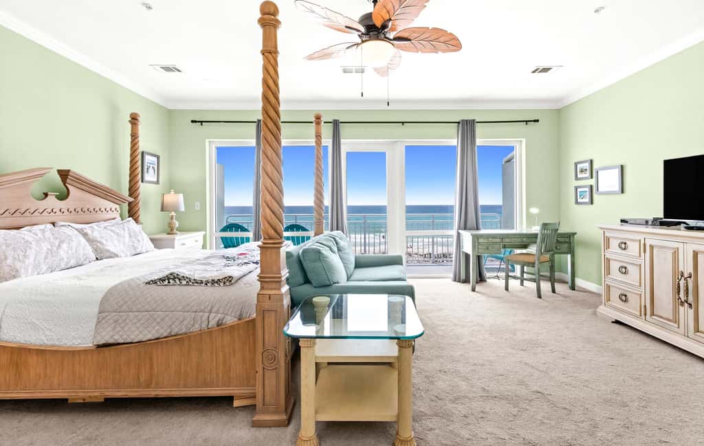 Gorgeous Gulf front townhome, Gas grill and beach access