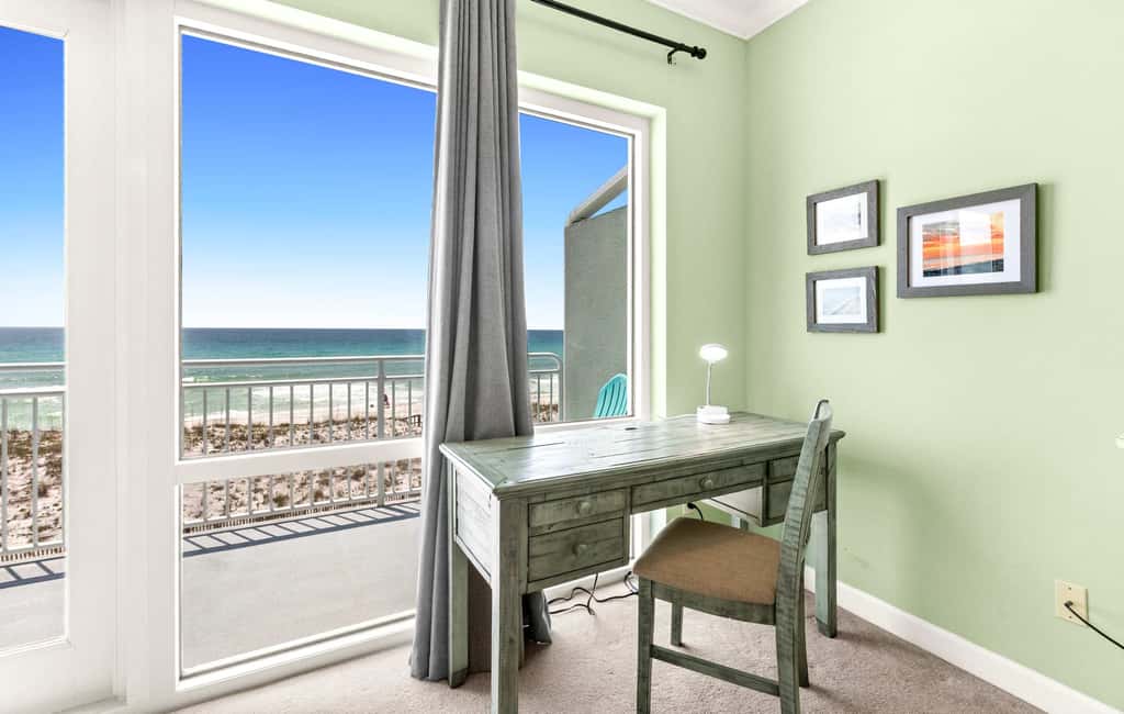 Gorgeous Gulf front townhome, Gas grill and beach access