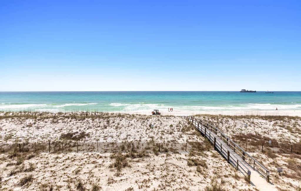 Gorgeous Gulf front townhome, Gas grill and beach access