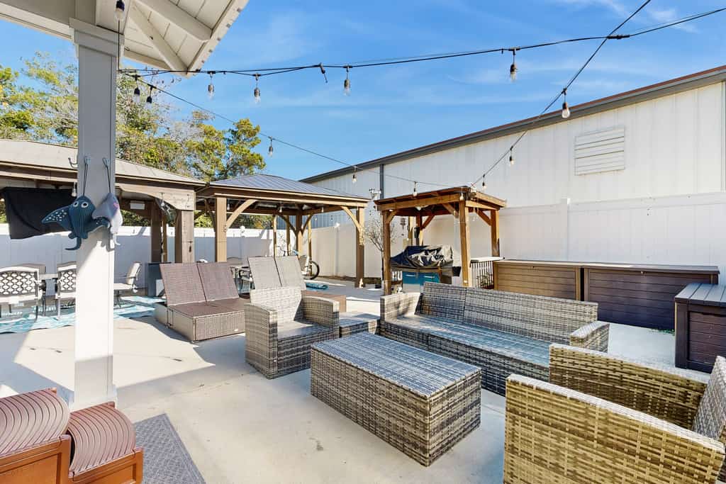 Casa Blanca Cove