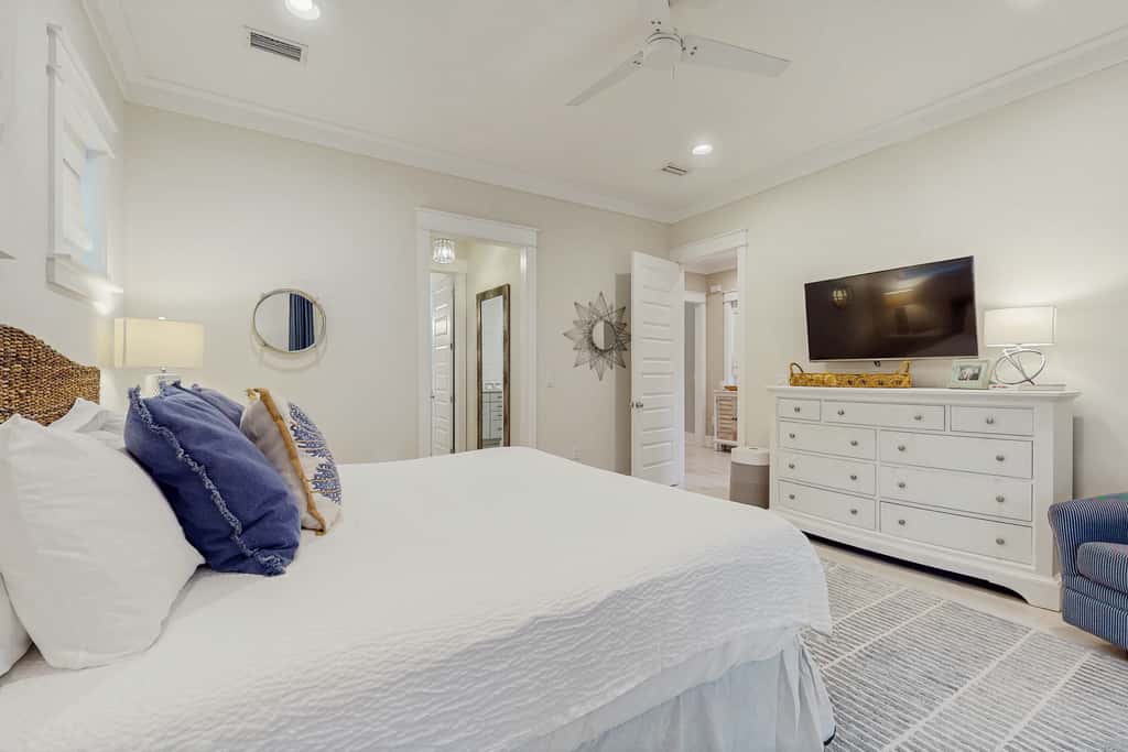 Cozy coastal home with private pool, decks and close to beach