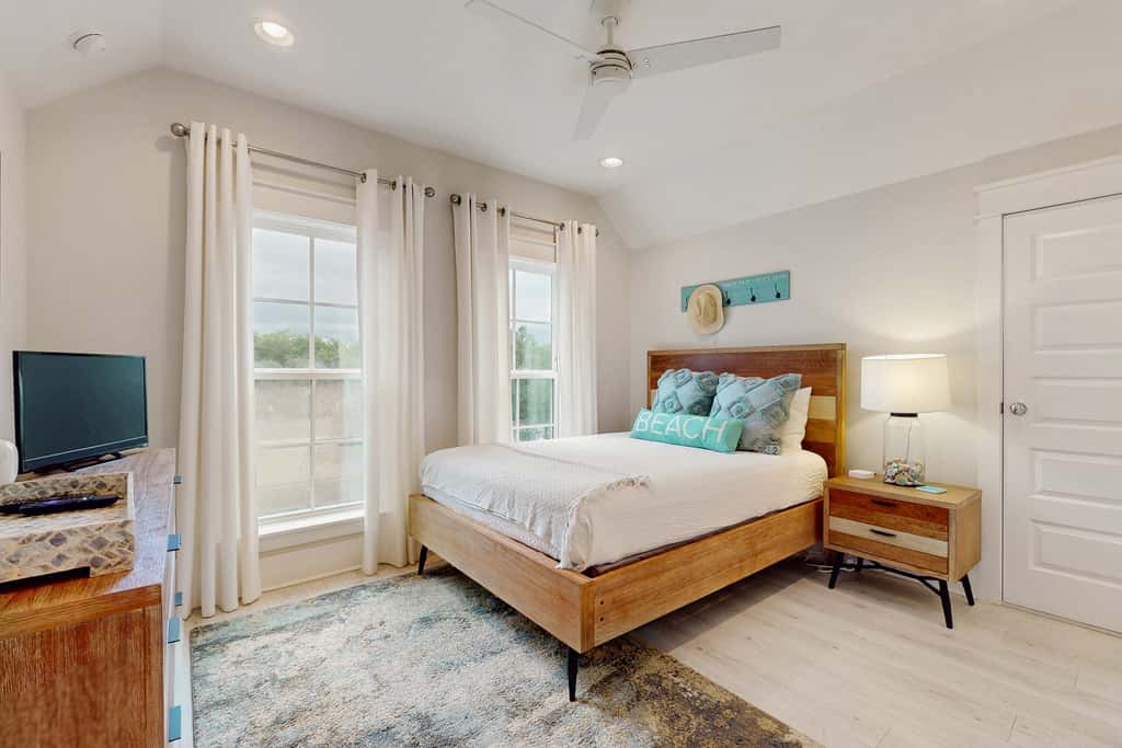 Cozy coastal home with private pool, decks and close to beach