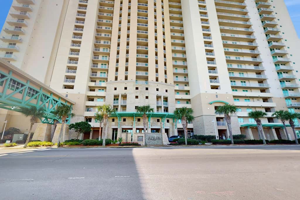 Stylish oceanfront condo including shared pool and beach access
