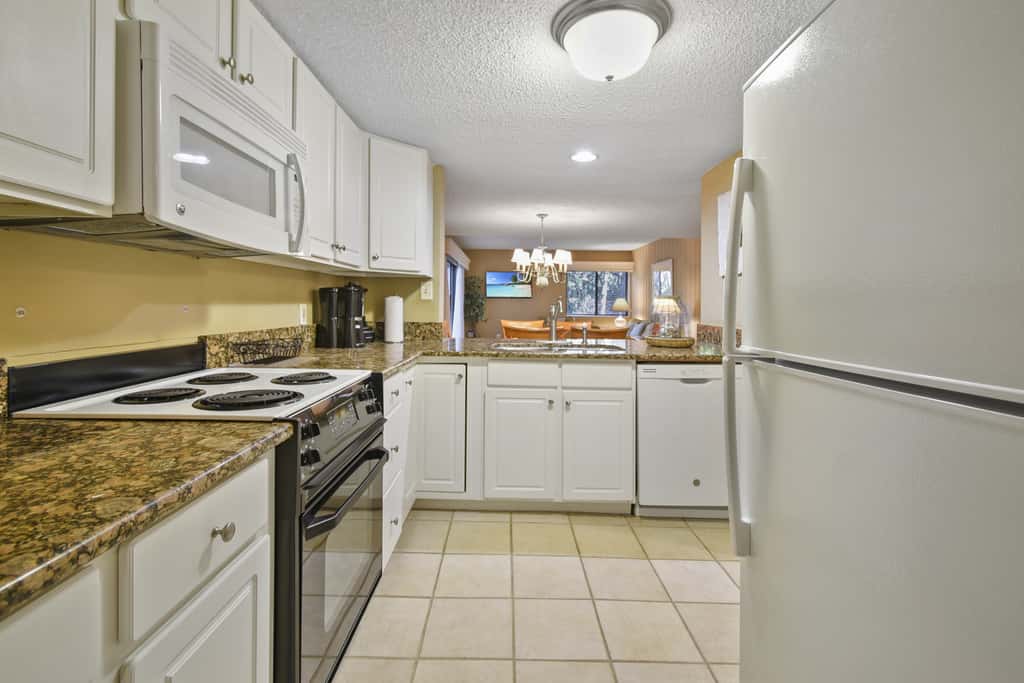 2108 Beach Wood