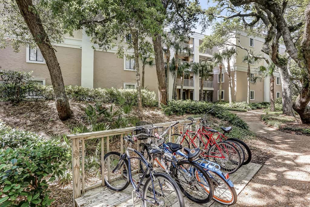 2108 Beach Wood