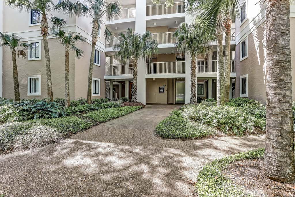 2108 Beach Wood
