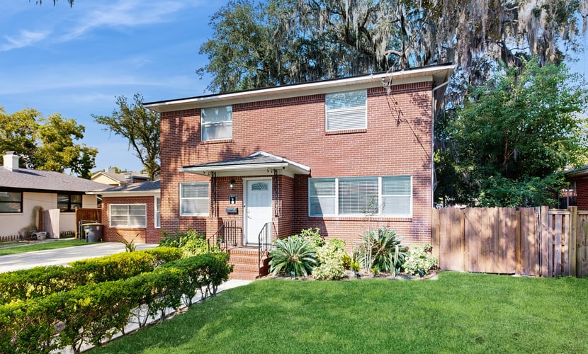 Stylish Avondale Home β Pet-Friendly & Walkable