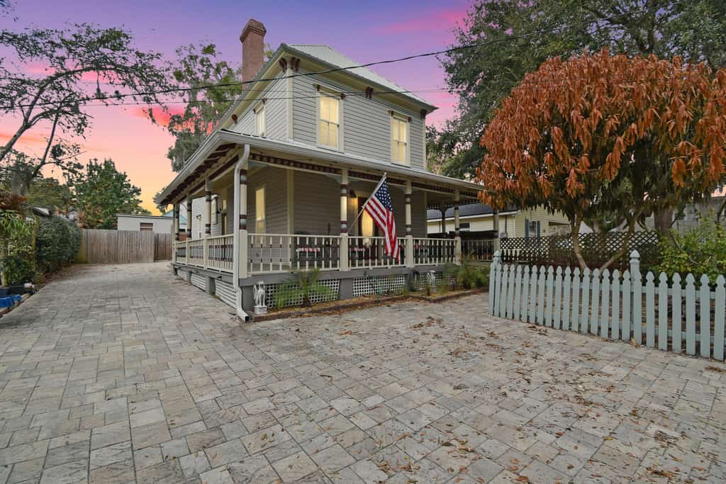 The Davis Estate
