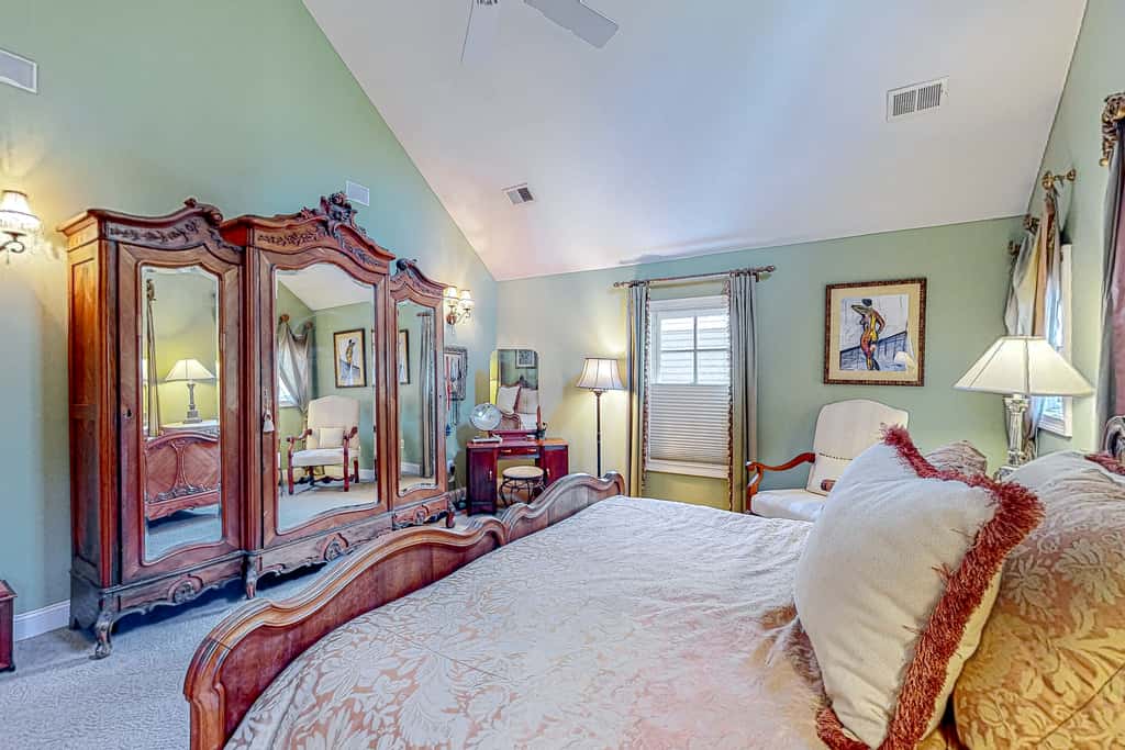Bella Chateau