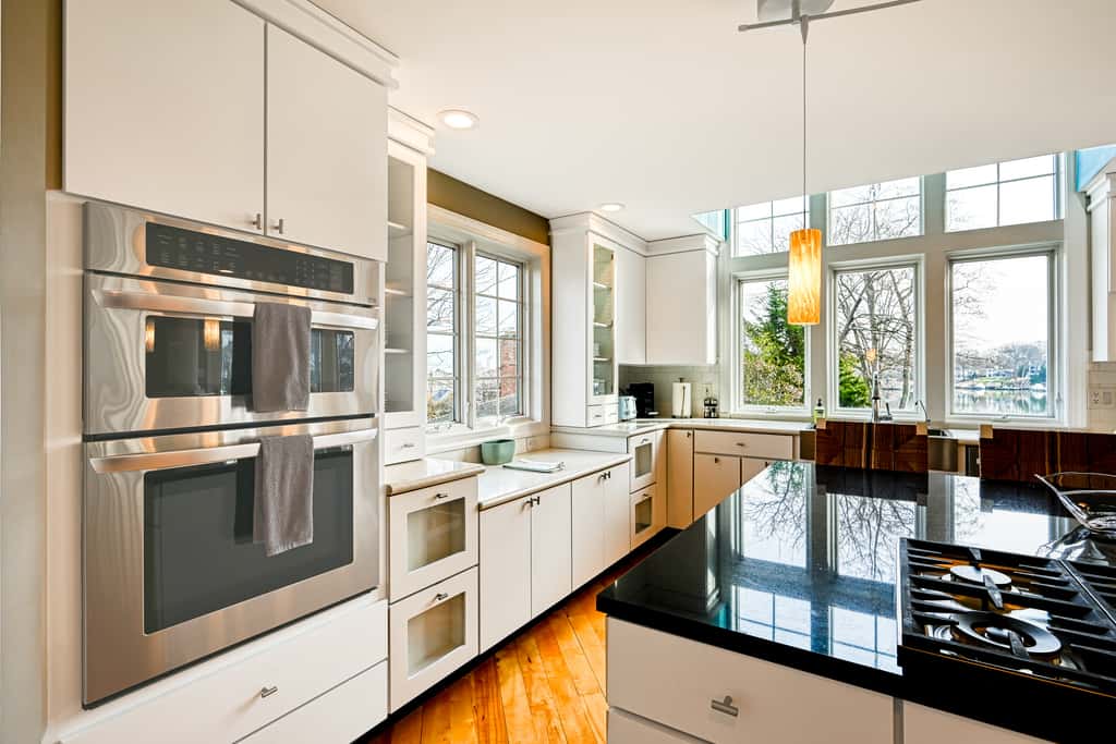Annapolis Bay Ridge Retreat