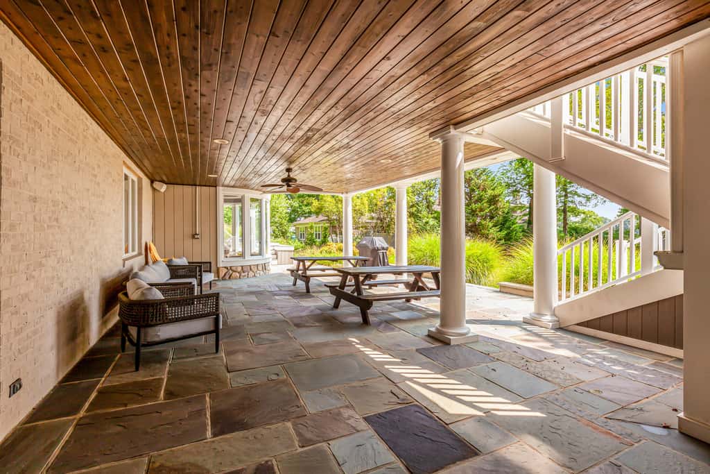 Annapolis Bay Ridge Retreat