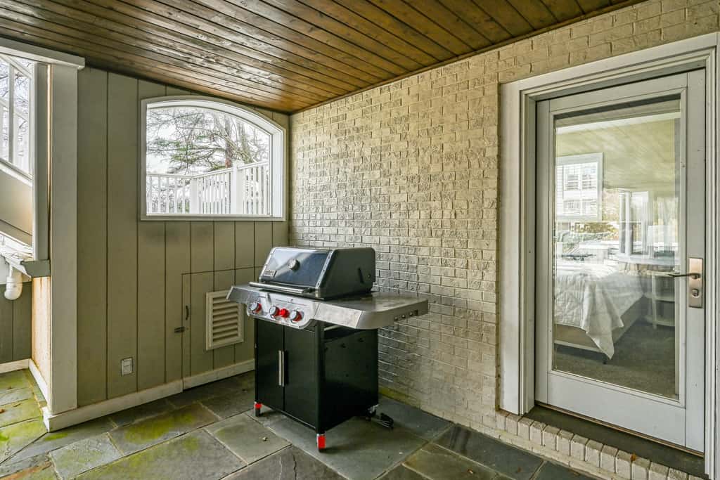 Annapolis Bay Ridge Retreat