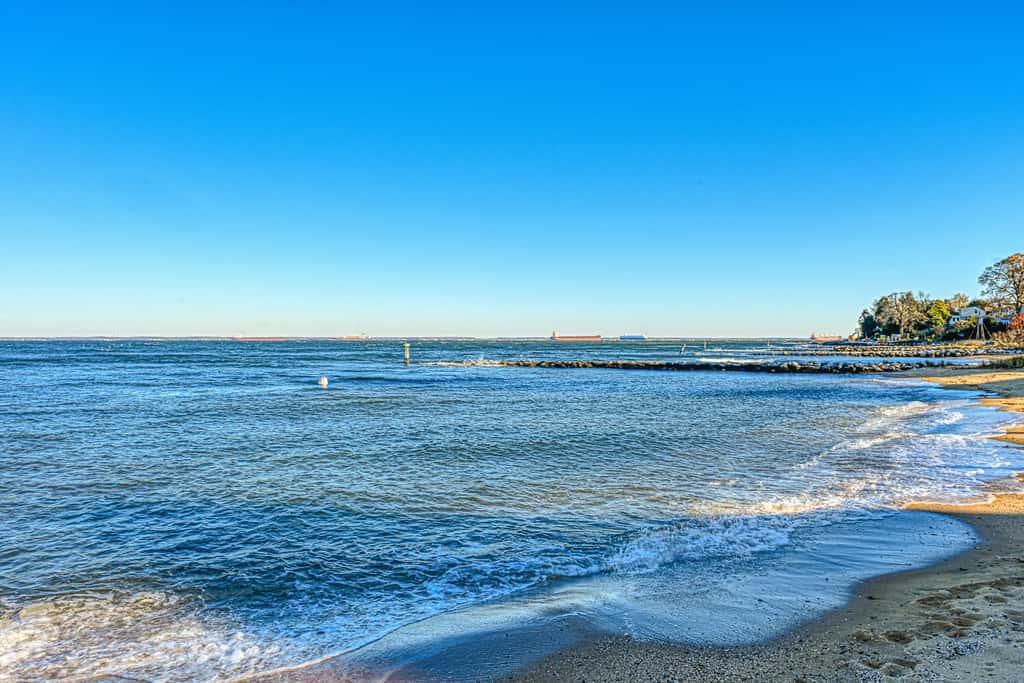 Annapolis Bay Ridge Retreat