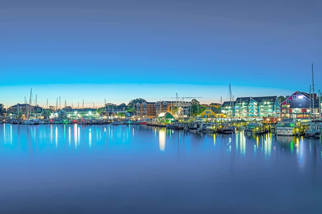 Annapolis Bay Ridge Retreat