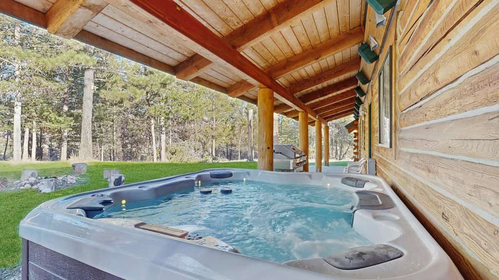 Set just outside McCall, this custom cabin offers a quiet setting with open views and space to spread out. With a main-level primary suite, additional bedrooms, a loft hangout space, and extra sleeping in the living room, it’s a great fit for families or groups. Enjoy a private hot tub, large backyard, and a pet-friendly stay with an extended driveway for trailers and recreational vehicles.