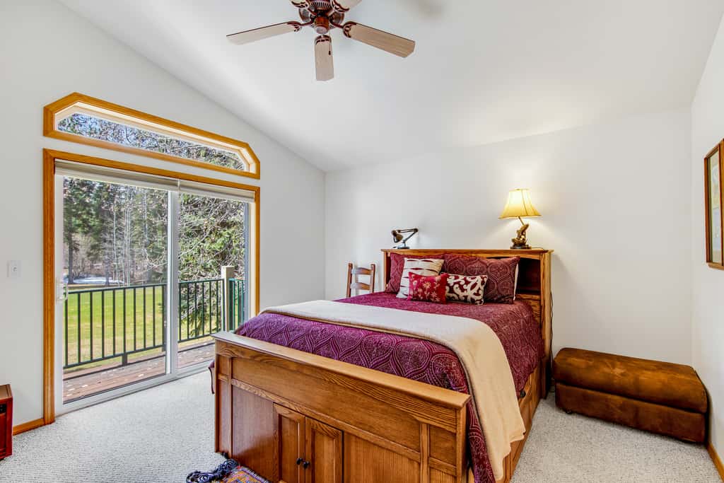 McCall Golf Retreat | Hot Tub & Fairway Views