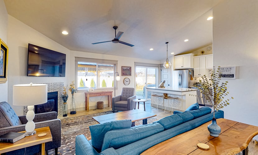 This comfortable 3-bedroom, 2-bathroom Meridian home, conveniently located near parks, golf, and local attractions. The home features two separate living areas, a fully equipped kitchen, and a private primary suite with a soaking tub and walk-in shower. Outside, enjoy a fenced backyard with a covered gazebo, gas grill, and outdoor seating. A great home base for exploring Meridian and the Treasure Valley.