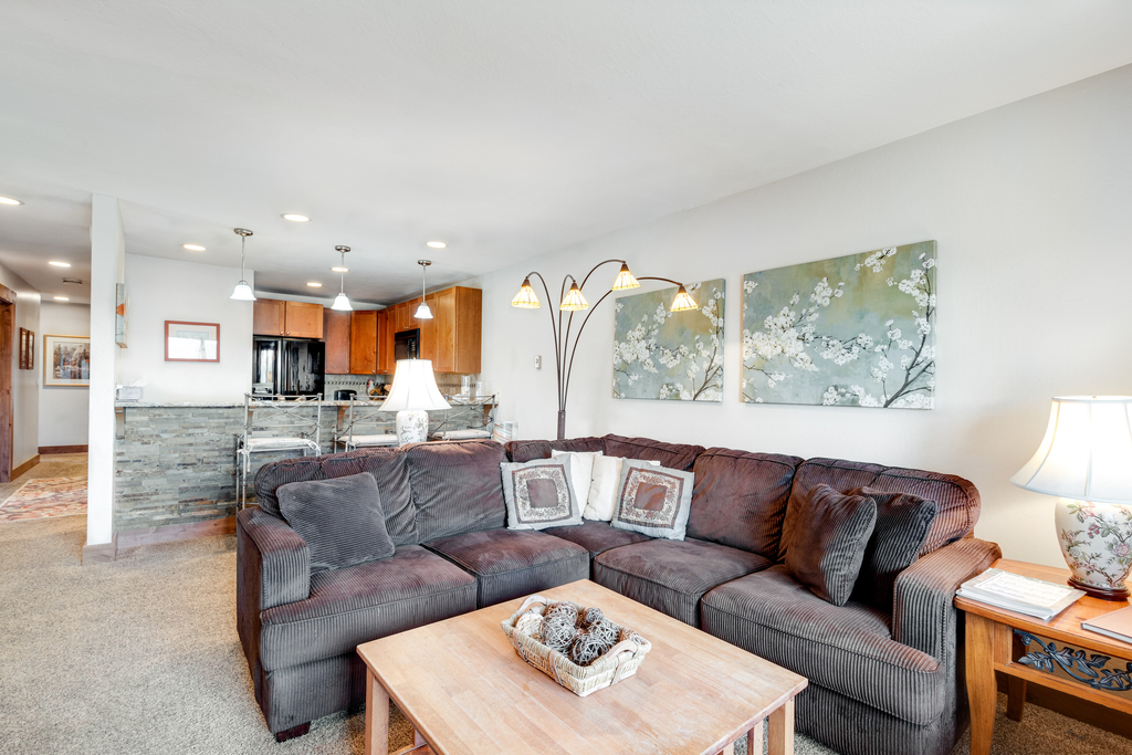 McCall Condo | Walk to Lake, Shops & Parks