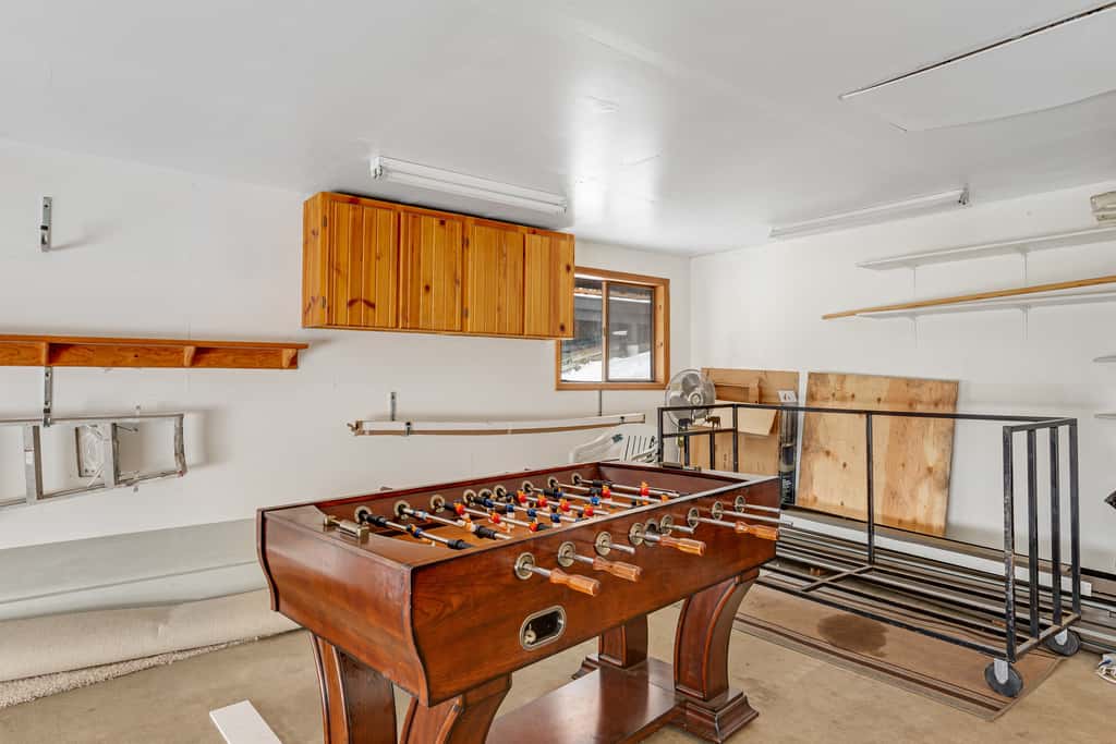 Spacious McCall Family Retreat Foosball, AC & Deck