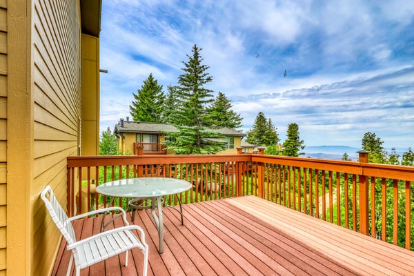 Stay slopeside at this first-floor ski-in/ski-out condo in the heart of Bogus Basin. Perfect for families, couples, or small groups, this mountain retreat features a private bedroom, cozy wood-burning fireplace, two private decks with mountain views, and direct access to the slopes. Spend the day skiing, hiking, or mountain biking, then unwind in the comfort of your mountain getaway just 20 miles from downtown Boise.