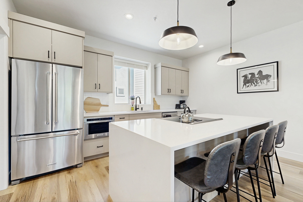 Modern Boise Townhome, 3BR, Near BSU & Downtown