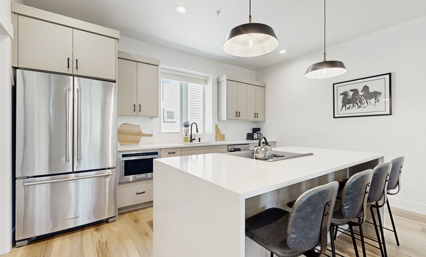 This modern 3-bedroom, 3.5-bathroom Boise townhome is conveniently located near Boise State University, downtown, and the airport. Spread across three levels, the home features an open-concept living area, fully equipped kitchen, private balcony, and room for up to six guests. With central A/C, a private two-car garage, and a dog-friendly policy, it's a great home base for exploring Boise. Please review all parking information before booking.