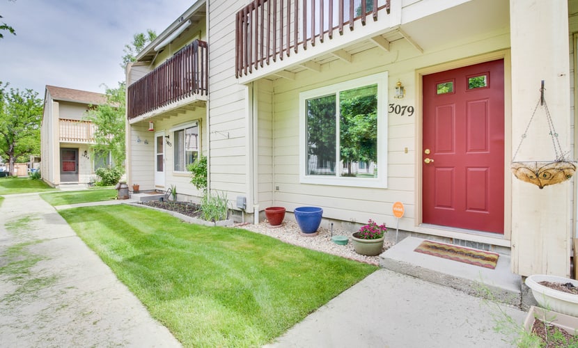 Boise Townhouse: Patio, Balcony & Foothills